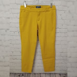 Old Navy Pixie Slim Ankle Mid-Rise Pant Yellow